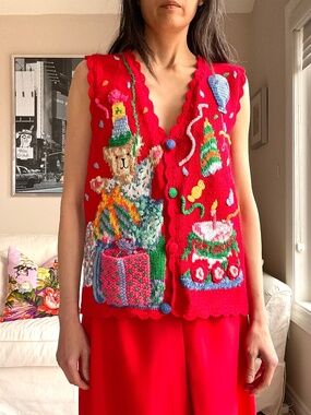 Teddy bear birthday party themed 3D knit vest